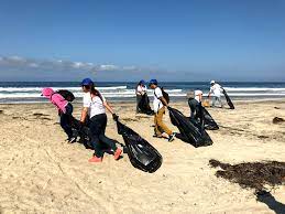 Se esfuerzan por limpiar playas; exhortan a no dejar basura