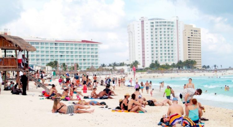 Quintana Roo tiene aumento de turistas en verano del 22%