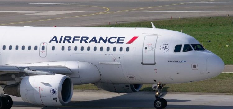 Prohíbe Francia vuelos interiores cortos