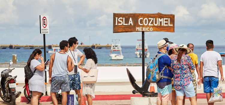Recibe Cozumel al rededor de 10 mil turistas