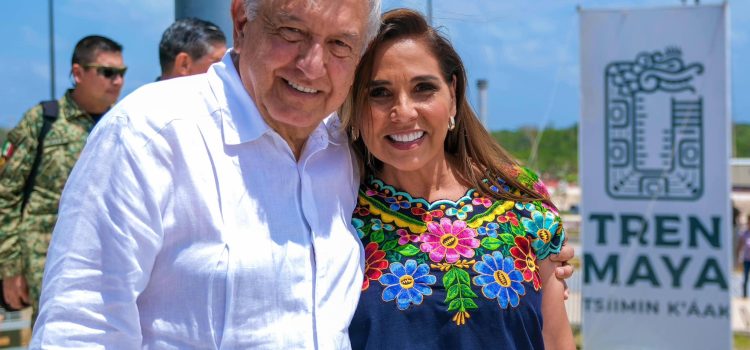 AMLO llega a Cancún a supervisar obras federales