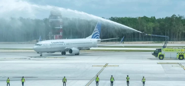 Llega primer vuelo desde Panamá al Aeropuerto de Tulum