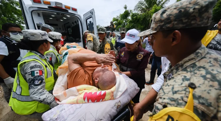 Agradecen  a Ejército y Marina por labores de ayuda y rescate en Chetumal