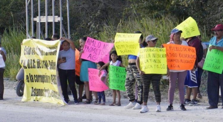 Pobladores de comunidades de Calakmul denuncian que no llega el agua entubada pese al acueducto