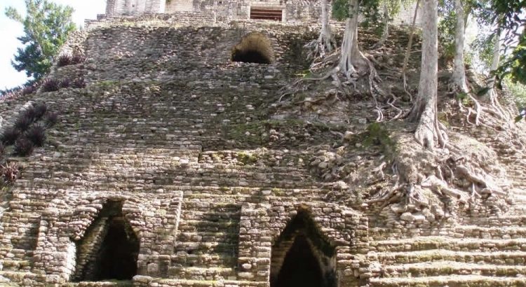 Ejidatarios toman zona arqueológica de Dzibanché-Kinichná, en QRoo; exigen pagos por tierras