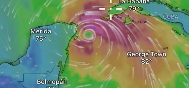 ‘Helene’ se convierte en huracán categoría 1; se aleja de QRoo