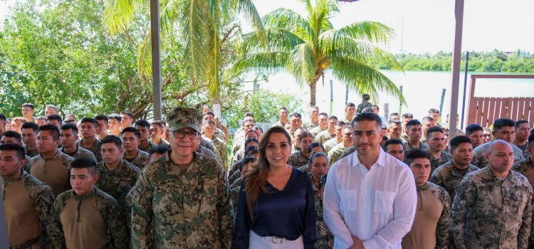 Gobernadora de Quintana Roo se reúne con el secretario de Seguridad federal y el de Marina en Cancún