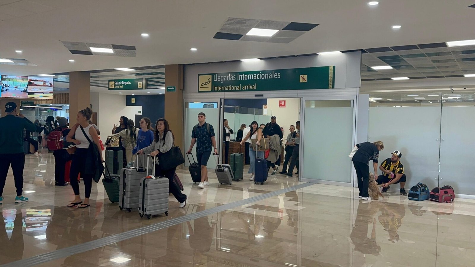 Reduce 10 por ciento la disponibilidad de asientos de avión hacia el Caribe Mexicano